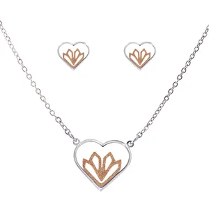 نیم ست زنانه طرح قلب کد 719