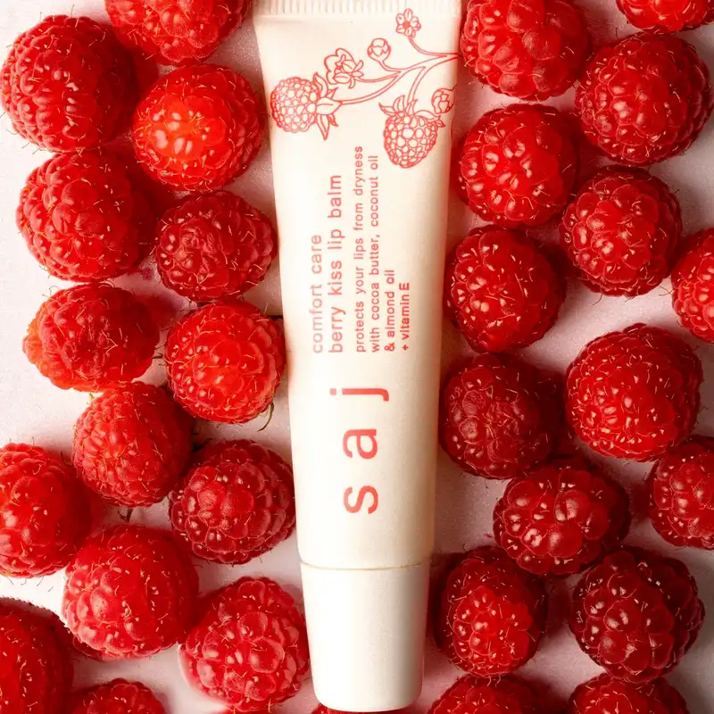 بالم لب ساج مدل Berry Kiss