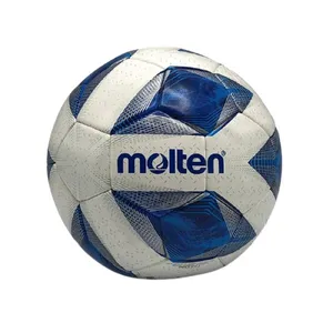 توپ فوتبال مولتن مدل Vantaggio F5A4900
