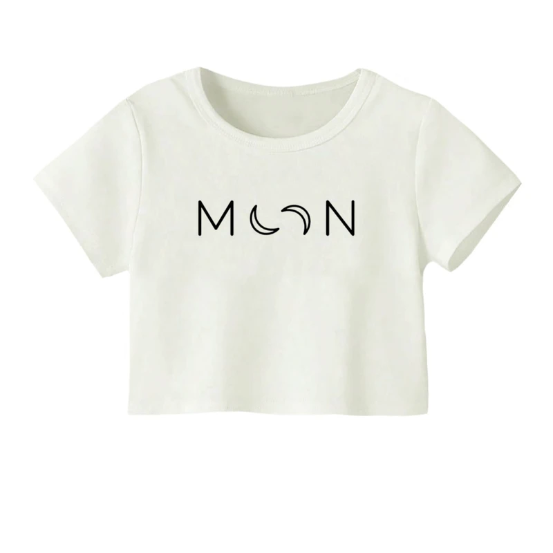 کراپ‌ تی‌شرت آستین کوتاه زنانه مدل ماه نوشته کد 2