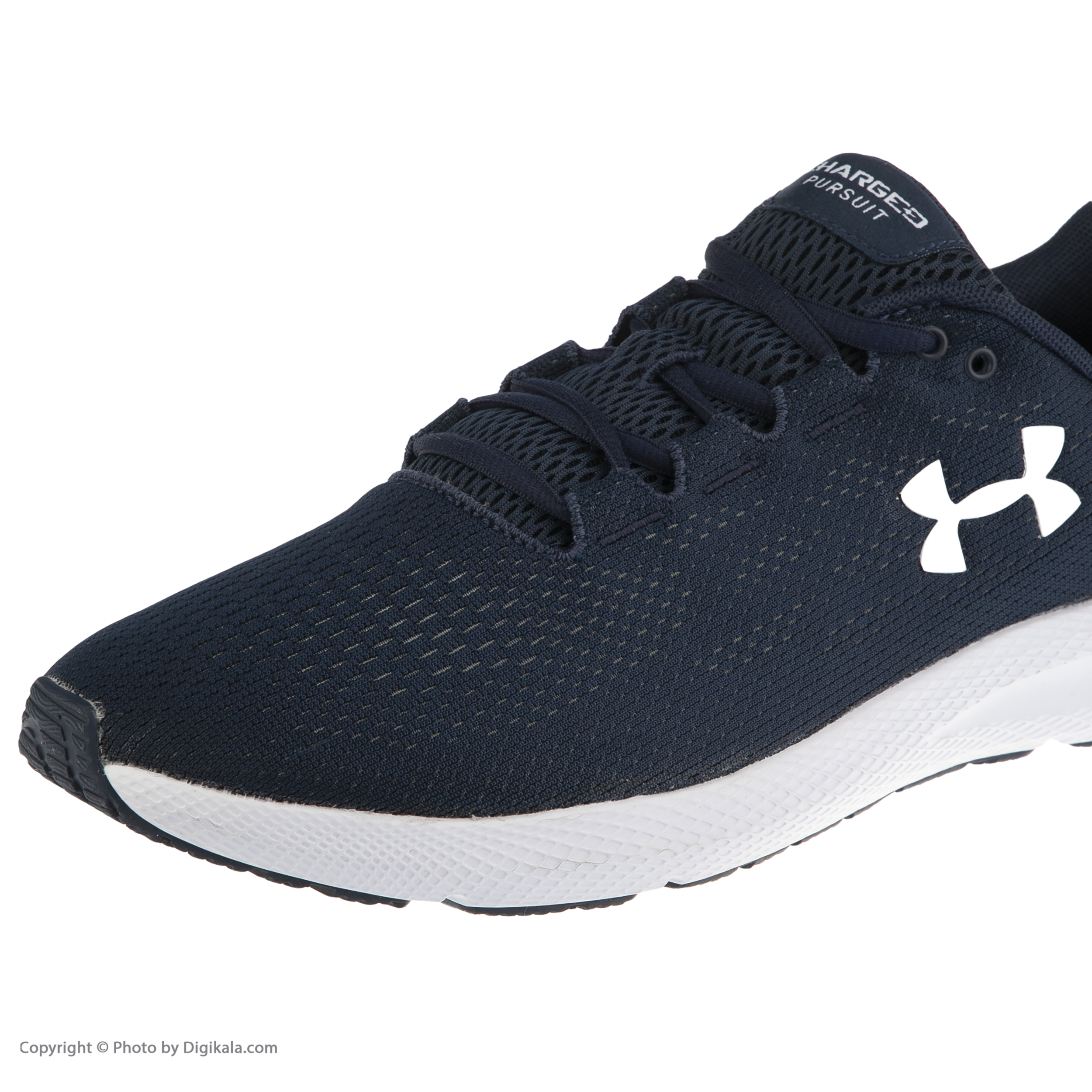 tenis under armour charged pursuit