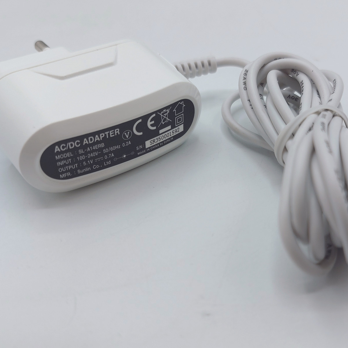 آداپتور 5.1 ولت 0.7 آمپر مدل SL-A14ERB آداپتور 5.1 ولت 0.7 آمپر مدل SL-A14ERB