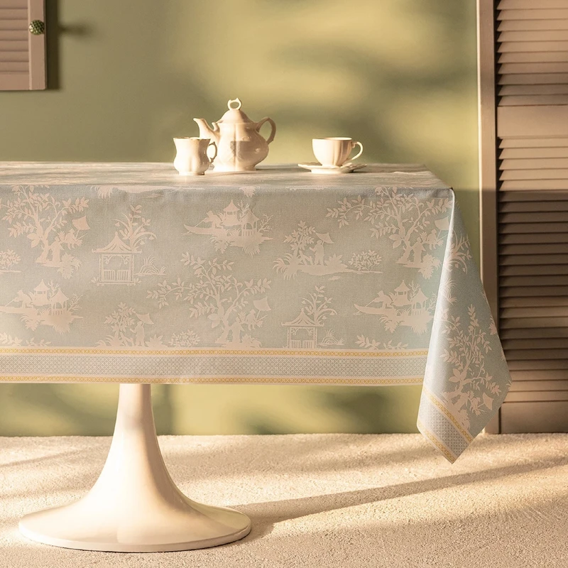 رومیزی مادام کوکو مدل Bukuria Square سایز 140x140 سانتی‌متر