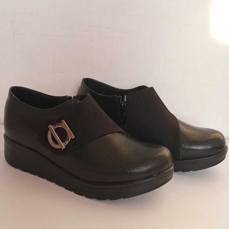 کفش طبی زنانه مدل لژدار