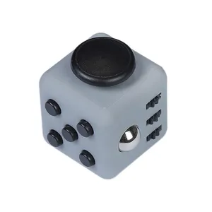 اسپینر دستی مدل Fidget Cube