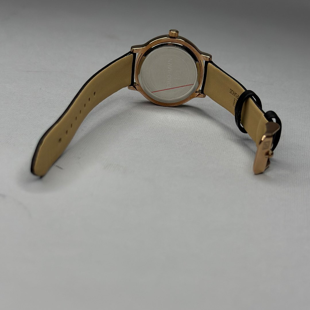 ساعت مچی عقربه ای زنانه نیوی فورس مدل Nf5036 ساعت مچی عقربه ای زنانه نیوی فورس مدل Nf5036