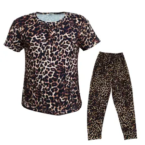 ست تی شرت آستین کوتاه و شلوار زنانه مدل پلنگی