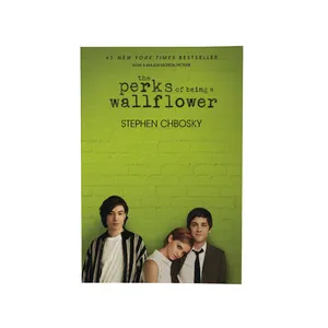 کتاب the perks of being a wallflower اثر Stephen Chbosky نشر  Penguin Books
