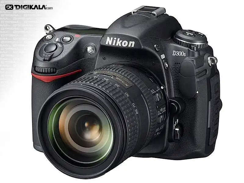 دوربین دیجیتال نیکون دی 300 اس
