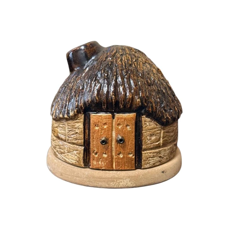 جاعودی سنگی مدل کلبه چوبی روستایی