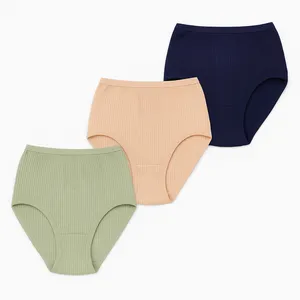 شورت زنانه مدل نخی راه کبریتی بسته سه عددی