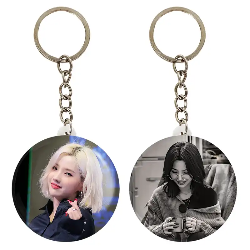 جاکلیدی خندالو مدل سویون گروه جی آیدل GIdle کد 1957619567 مجموعه 2 عددی