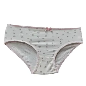 شورت زنانه مدل گربه کد 36 رنگ سفید