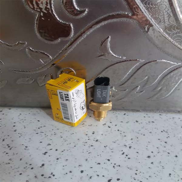 فشنگی دنده عقب تک لایت مدل AM 5964 مناسب برای سمند