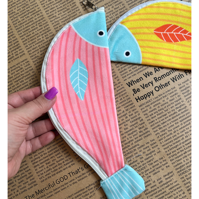 جامدادی طرح ماهی ژاپنی کد rah.1