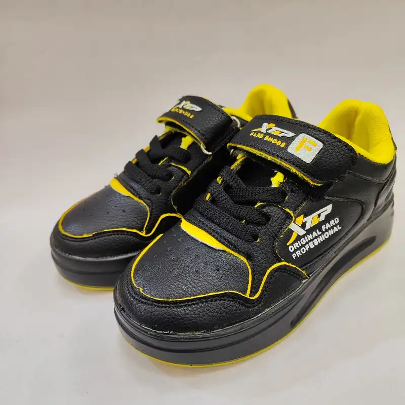 کفش مخصوص پیاده روی بچگانه مدل 2025