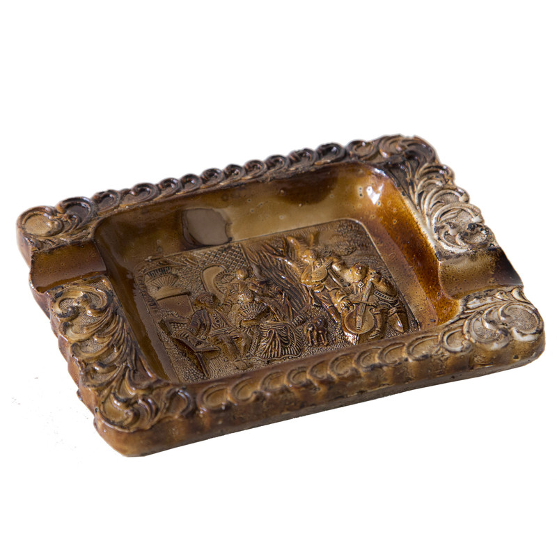 زیر سیگاری طرح آواز