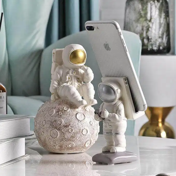 مجسمه کولاک مدل فضانورد مجموعه 4 عددی