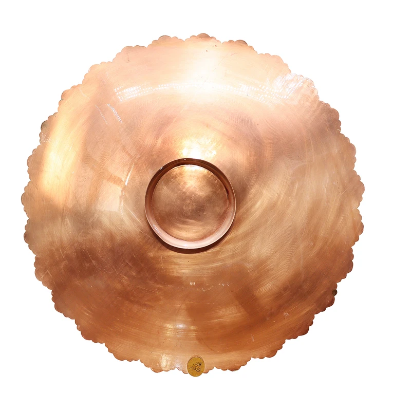 عکس شماره 6 : سینی مسی صنایع دستی فاخر مدل الماس تراش نقره کوب و پرداز طرح ۱۴ پرنده کد hq60