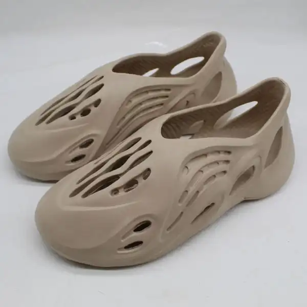 کفش ساحلی مدل یزی فوم فضایی کد 1399-CR