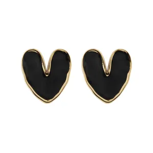 گوشواره  میخی دخترانه مدل قلب