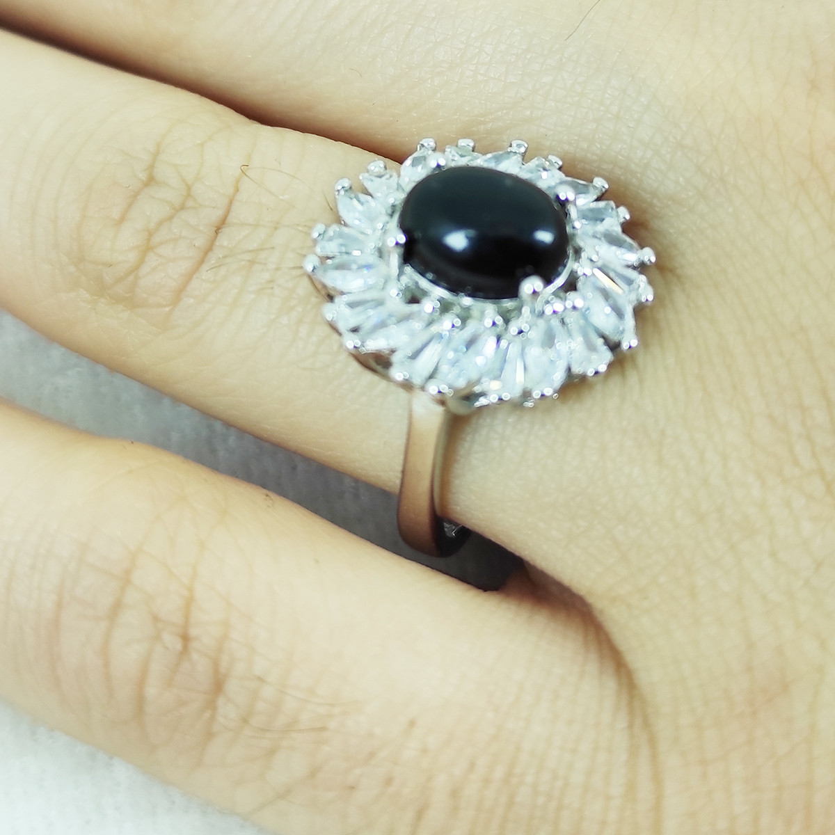 انگشتر نقره زنانه سلین کالا مدل خورشید عقیق