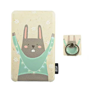 شارژر همراه مائوکسین مدل TOLA T-2 Rabit Ango ظرفیت 8000 میلی آمپر ساعت به همراه پایه نگهدارنده