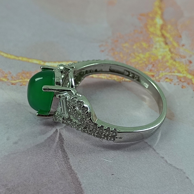 انگشتر نقره زنانه سلین کالا مدل عقیق یشم کد 114