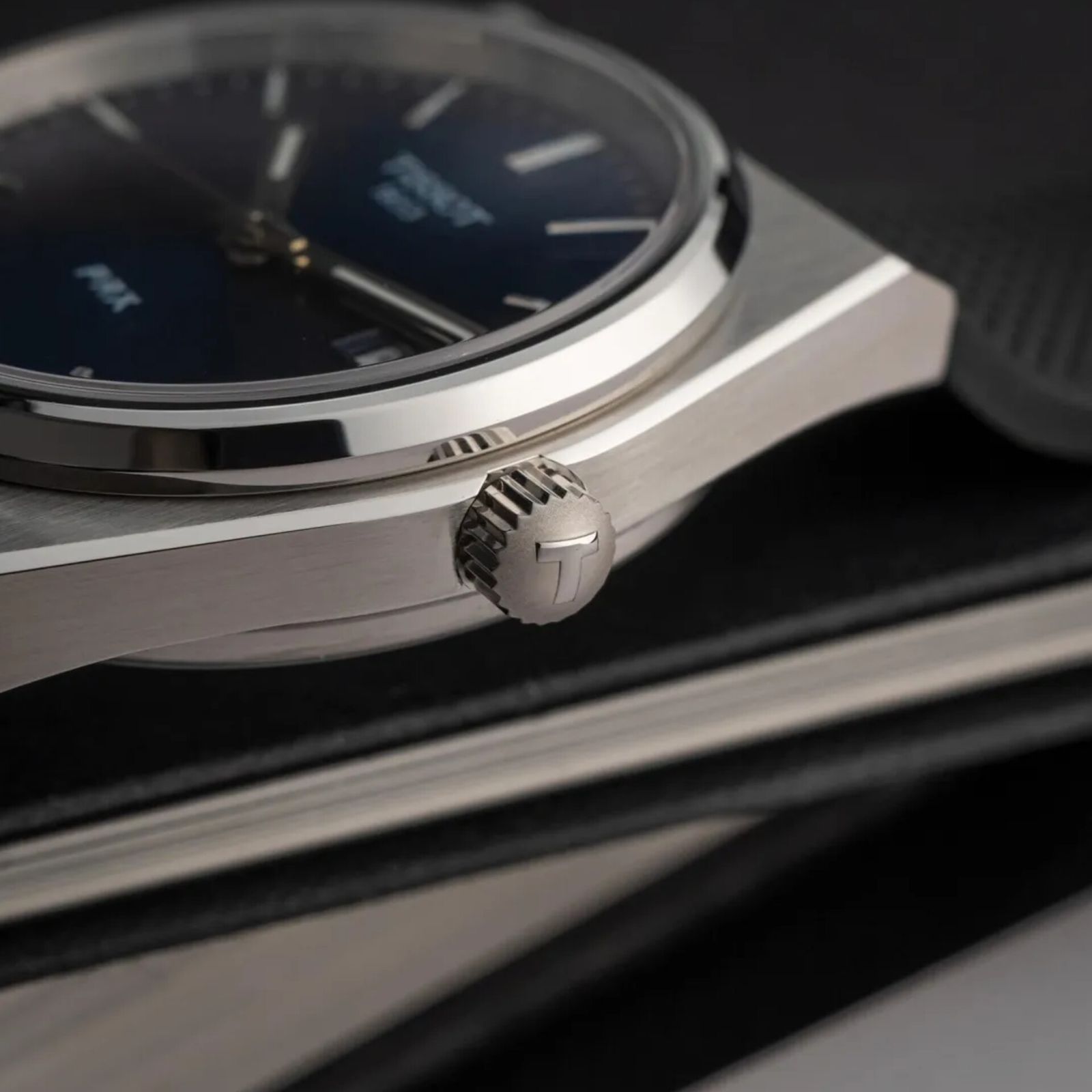 ساعت مچی عقربه‌ای کوارتز مردانه تیسوت مدل T137.410.17.041.00 -  - 5