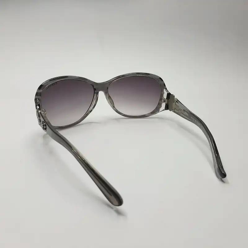 عینک آفتابی زنانه  مدل CH5516c7