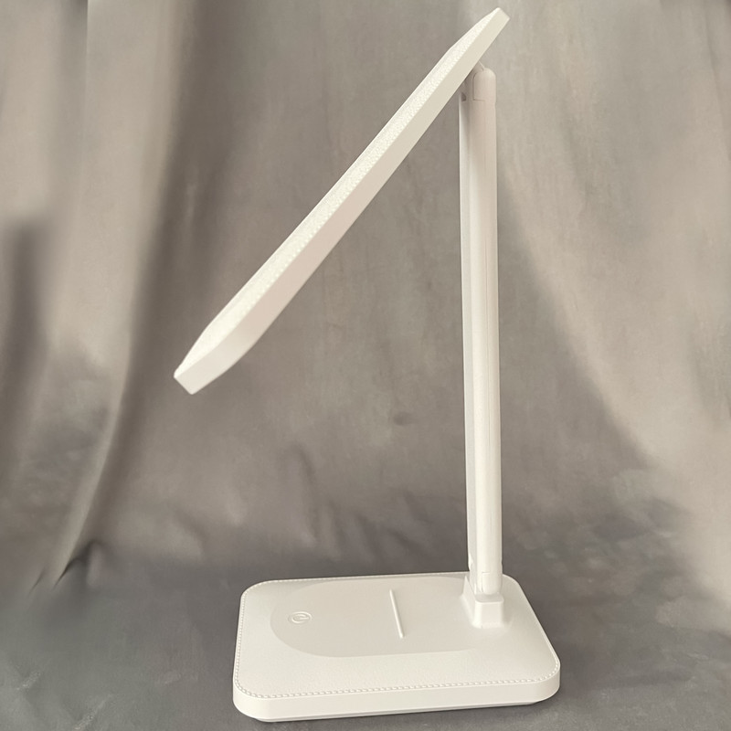 چراغ مطالعه مدل LS-8939