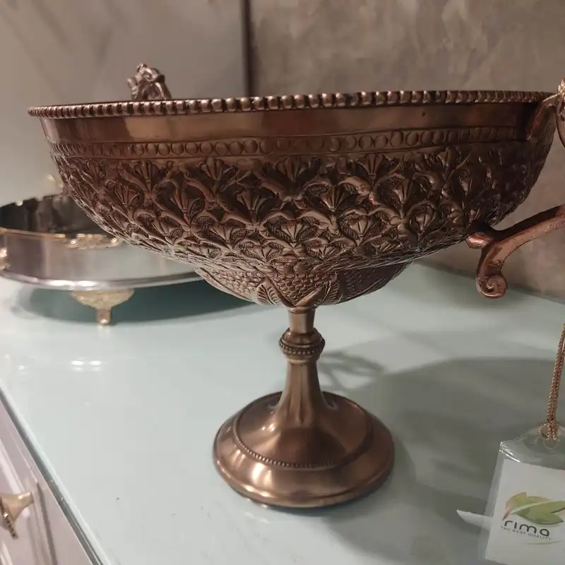 میوه خوری برنجی مدل پایه دار کد 98716