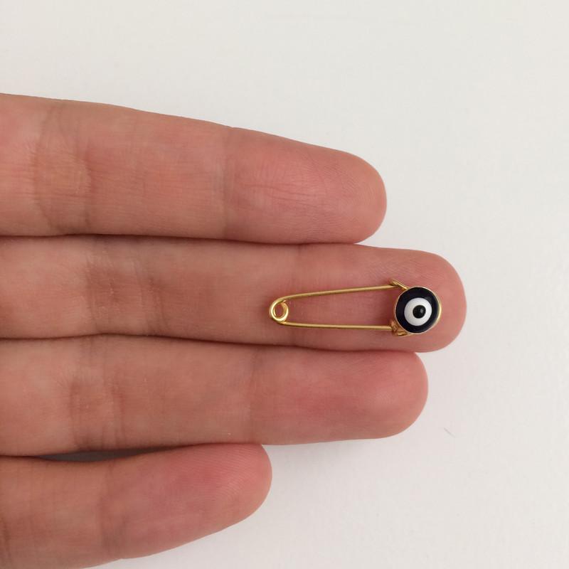 سنجاق سینه طلا 18 عیار زنانه الماسین آذر طرح چشم نظر کد 02 سنجاق سینه طلا 18 عیار زنانه الماسین آذر طرح چشم نظر کد 02