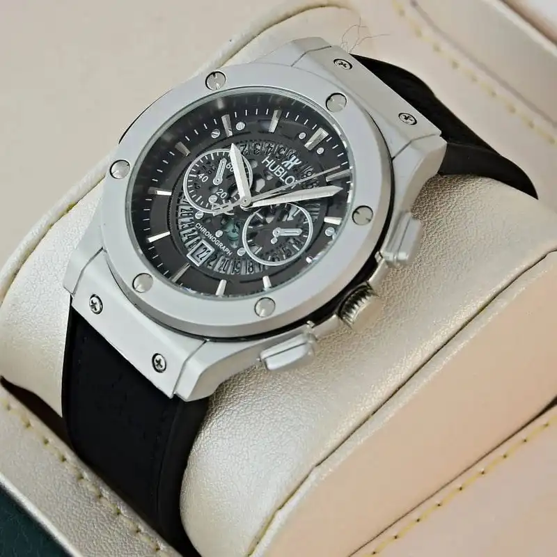 ساعت مچی عقربه‌ای مردانه هابلوت مدل بیگ بنگ Tm