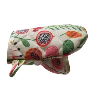 دستکش فر هوم اند لایف مدل روشنا طرح گل کد D