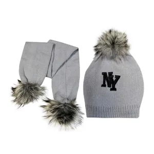 ست کلاه و شال گردن بافتنی پسرانه کد 10310111t