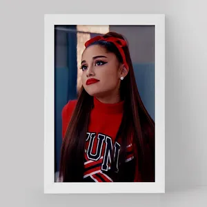 تابلو خندالو مدل آریانا گرانده Ariana Grande کد 19078
