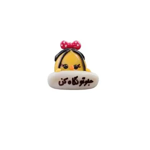 عروسک داشبورد طرح جلوتو نگاه کن