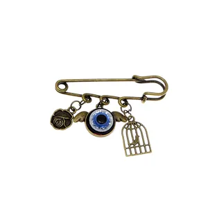 سنجاق سینه زنانه مدل چشم نظر P1