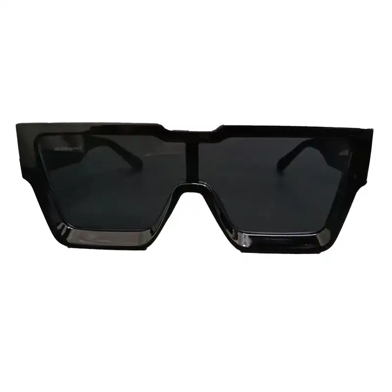 عینک افتابی لویی ویتون مدل لاکچریpd30007