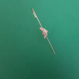 گوشواره زنانه مدل کراس برگ
