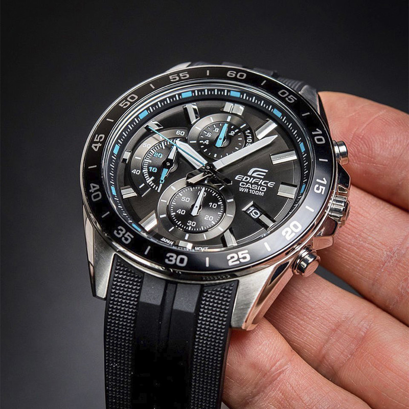 ساعت مچی عقربه ای مردانه کاسیو مدل EFV-550P-1AV