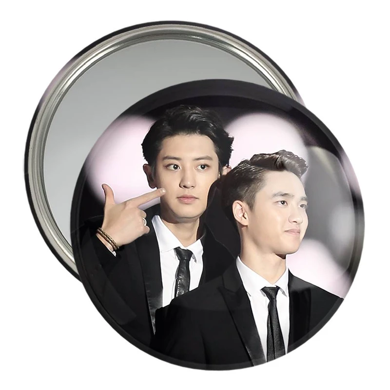 آینه جیبی خندالو مدل گروه اکسو EXO  کد 13567