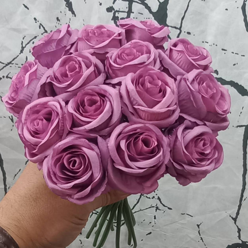 گل مصنوعی مدل دسته رز توپی 14 شاخه Rose14 گل مصنوعی مدل دسته رز توپی 14 شاخه Rose14