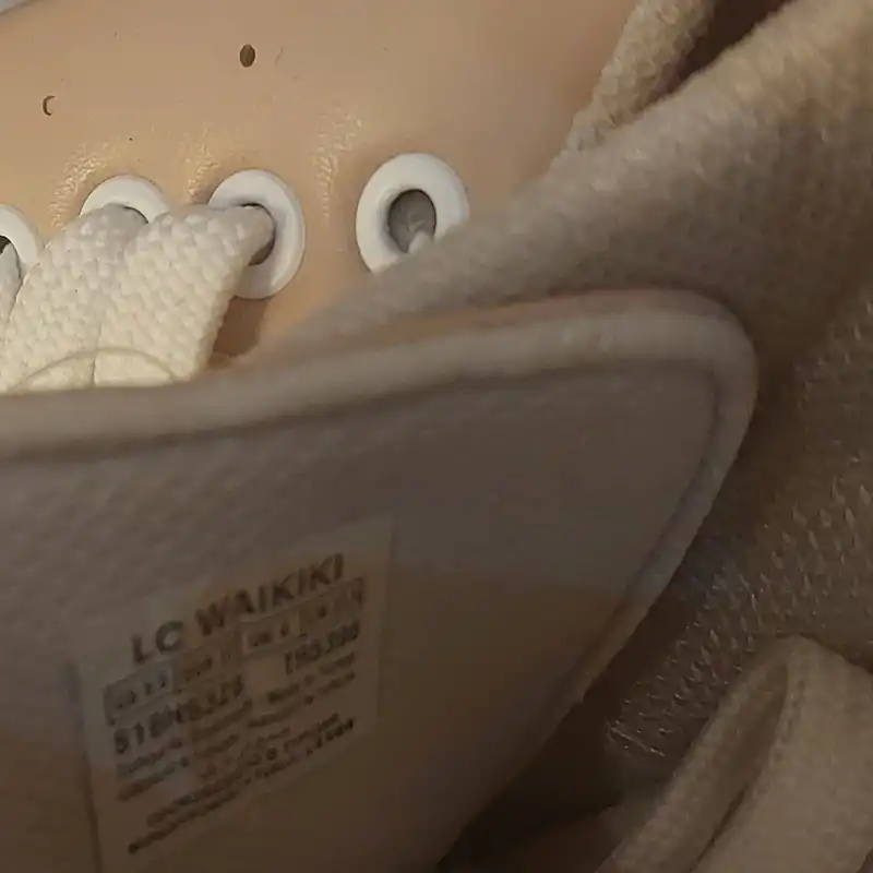 کفش روزمره زنانه ال سی وایکیکی مدل استپ دار