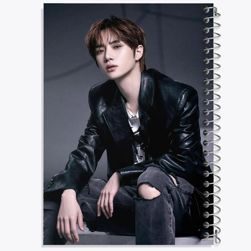 دفتر شطرنجی 50 برگ خندالو طرح بومگیو گروه تی اکس تی TXT کد 20073