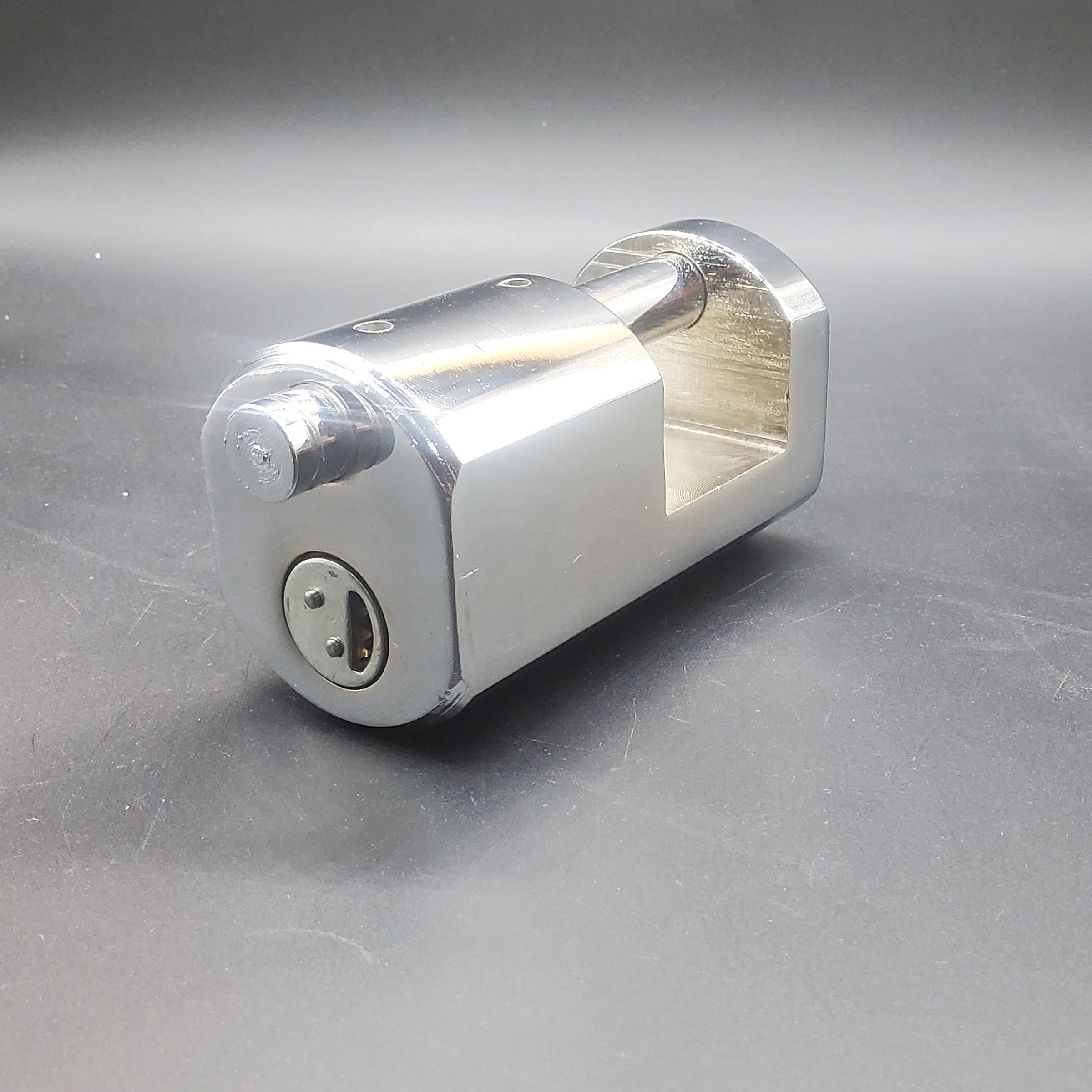 قفل کتابی کهن مدل BNA 95