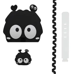 محافظ کابل طرح هپل خانوم به همراه محافظ شارژر دیواری 20 وات اپل مجموعه 4 عددی