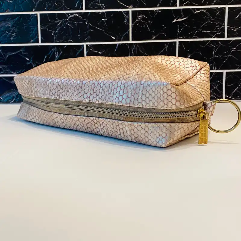 کیف لوازم آرایش زنانه مدل beauty