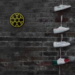 چراغ دیواری نئون دیزاین مدل Soccer-Ball-BL_YL